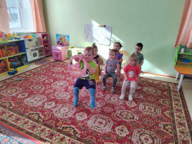 Правила дорожной безопасности для малышей Правила дорожной безопасности для малышей.